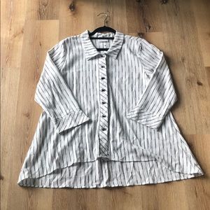 Habitat black & white striped Tunic